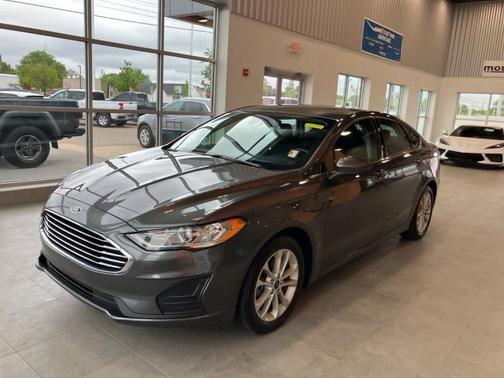 2020 Ford Fusion Hybrid SE