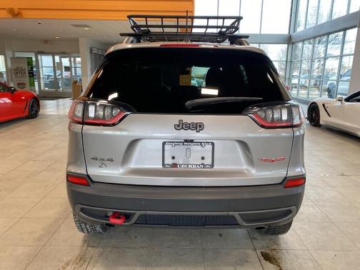2020 Jeep Cherokee Trailhawk