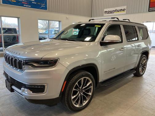 2022 Jeep Wagoneer Series II