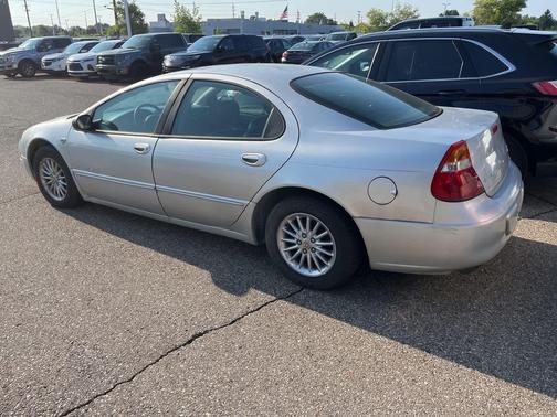 2000 Chrysler 300M 