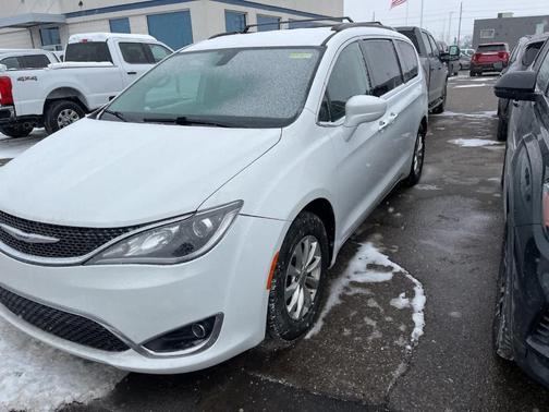 2018 Chrysler Pacifica Touring Plus