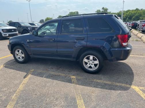 2005 Jeep Grand Cherokee Laredo