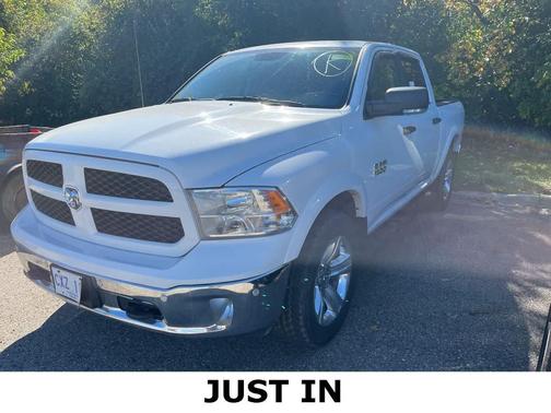 2016 RAM 1500 SLT