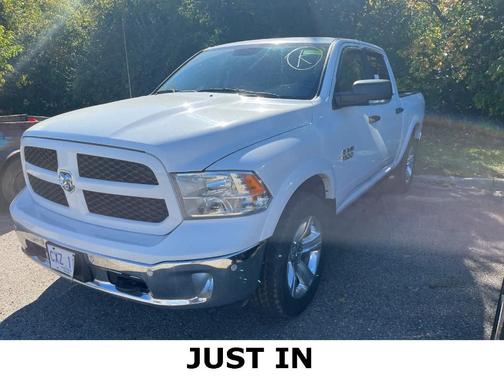 2016 RAM 1500 SLT