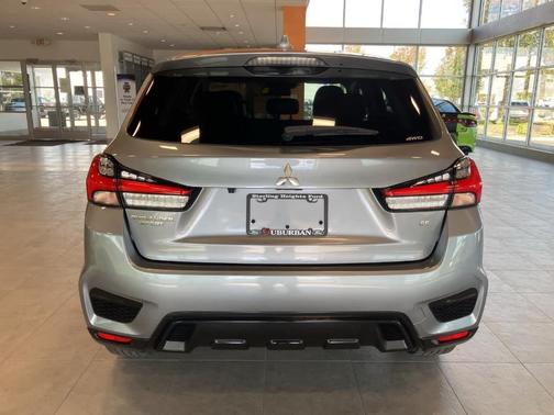 2024 Mitsubishi Outlander Sport SE