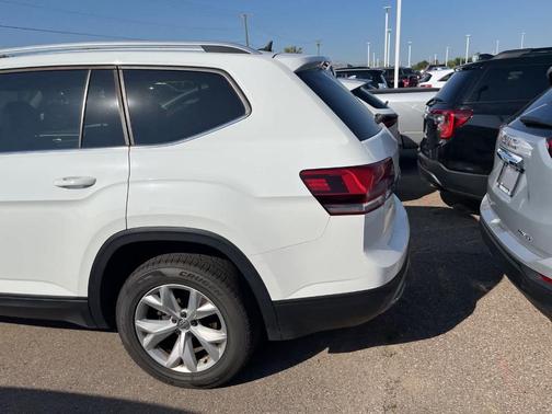 2019 Volkswagen Atlas 3.6L SE w/Technology
