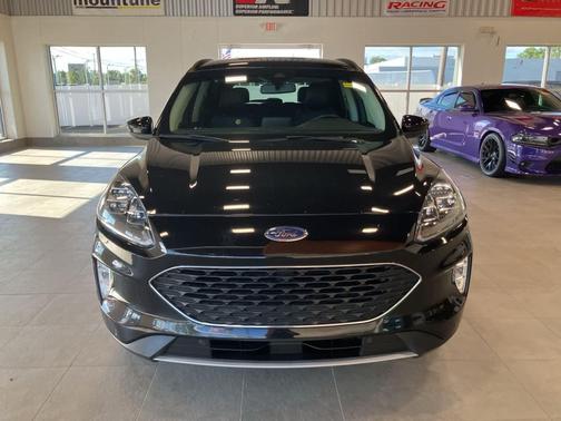 2021 Ford Escape Titanium Hybrid