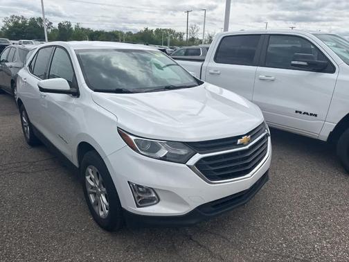 Summit White 2019 Chevrolet Equinox 2LT