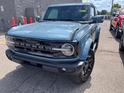 2023 Ford Bronco Outer Banks
