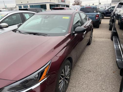 2025 Nissan Altima SV