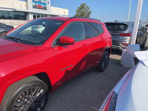 2022 Jeep Compass (RED) Edition