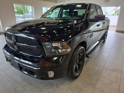 Diamond Black 2023 RAM 1500 Classic SLT