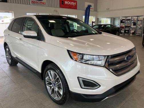 White Platinum Tri-Coat Metallic 2016 Ford Edge Titanium
