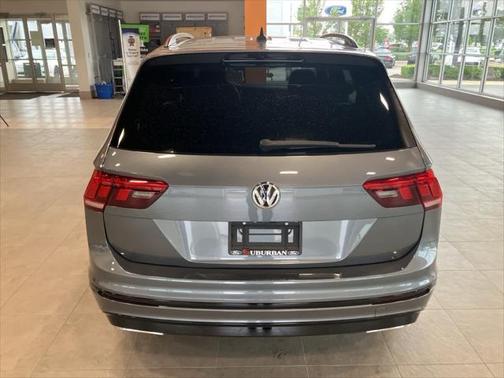 2020 Volkswagen Tiguan 2.0T SE R-Line Black