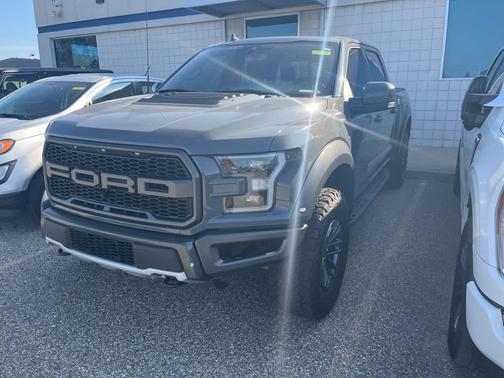 2020 Ford F-150 Raptor