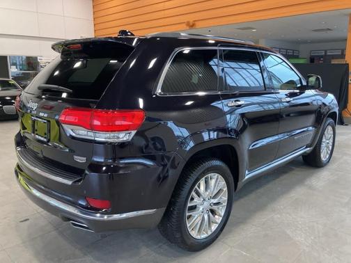 2018 Jeep Grand Cherokee Summit