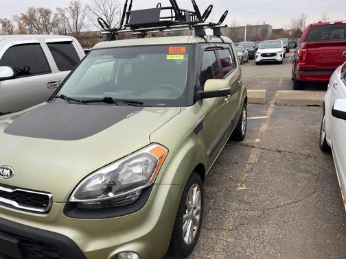 2012 Kia Soul +