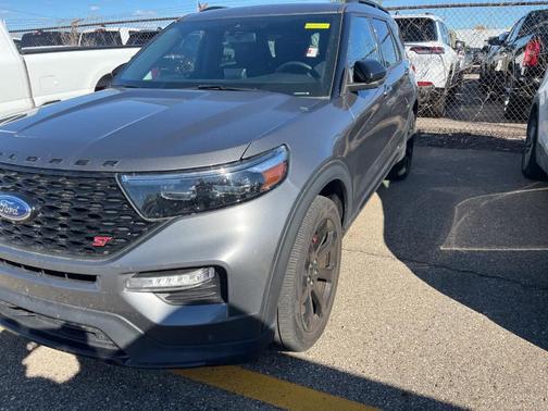 2023 Ford Explorer ST