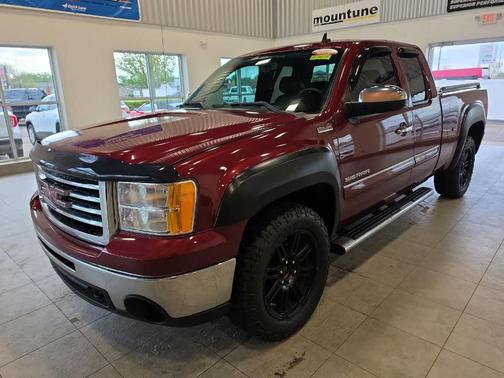 Red 2013 GMC Sierra 1500 SLT