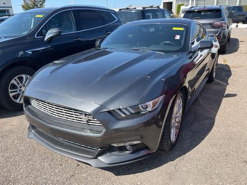 2017 Ford Mustang EcoBoost Premium