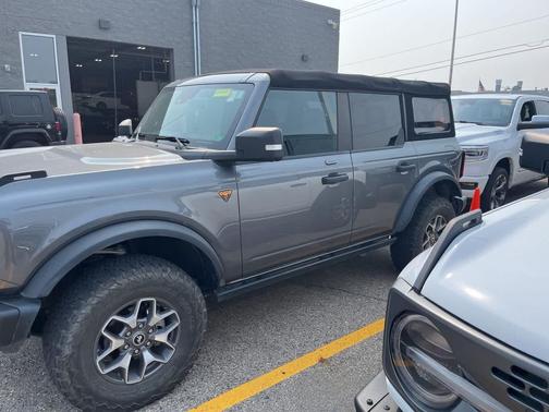 2022 Ford Bronco Badlands
