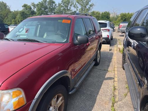2004 Ford Explorer XLT