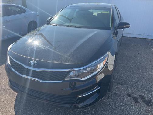 2017 Kia Optima LX