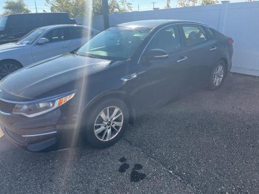 2017 Kia Optima LX
