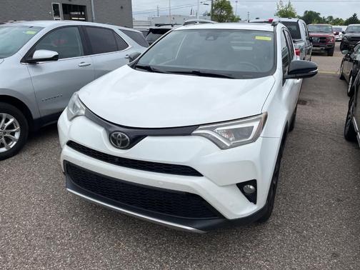 2016 Toyota RAV4 SE