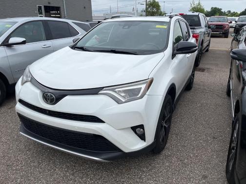 2016 Toyota RAV4 SE