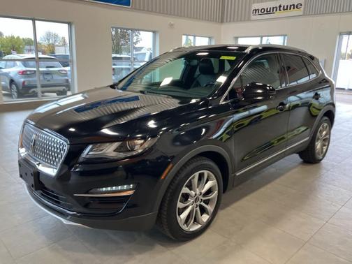 2019 Lincoln MKC Select