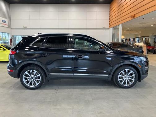 2019 Lincoln MKC Select