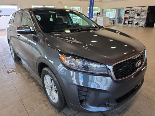 Gray 2020 Kia Sorento LX