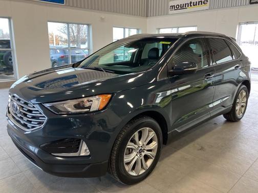 2019 Ford Edge Titanium