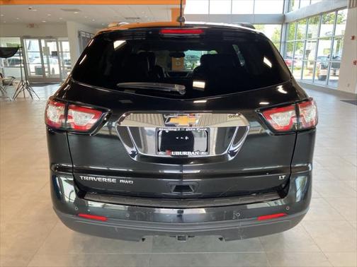 2017 Chevrolet Traverse 2LT