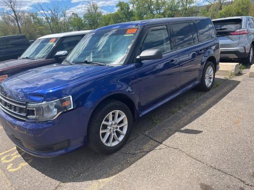 Deep Impact Blue Metallic 2013 Ford Flex SE