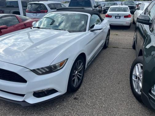 Oxford White 2017 Ford Mustang EcoBoost Premium