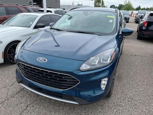 2020 Ford Escape SEL