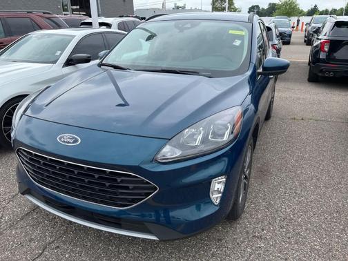 2020 Ford Escape SEL