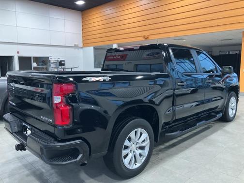 2022 Chevrolet Silverado 1500 Limited Custom