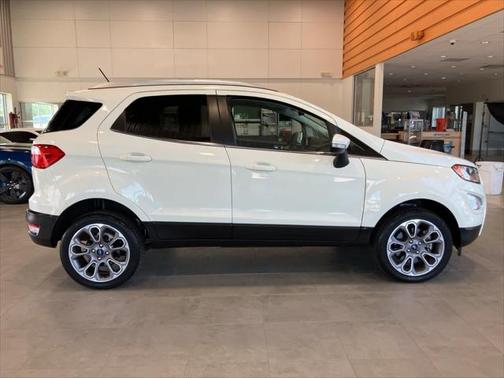 2022 Ford EcoSport Titanium