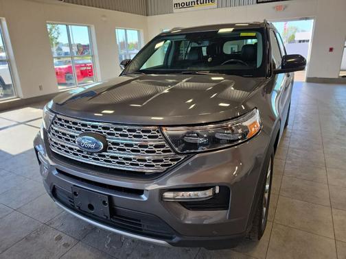 Carbonized Gray Metallic 2022 Ford Explorer Limited