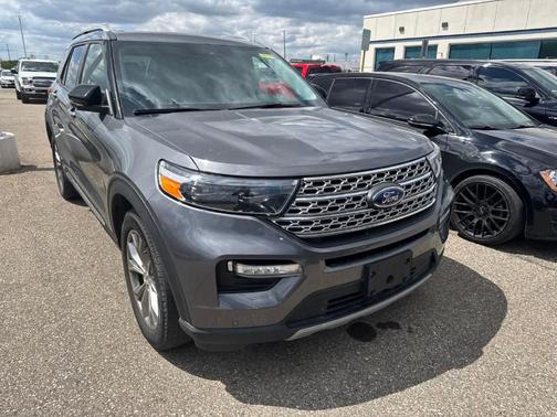 Carbonized Gray Metallic 2022 Ford Explorer Limited