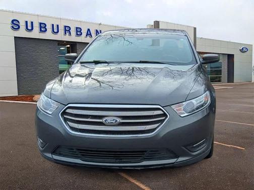 2016 Ford Taurus SEL