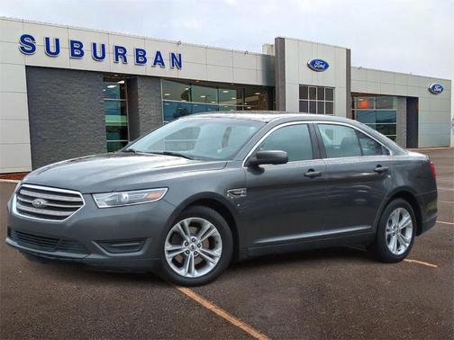 2016 Ford Taurus SEL