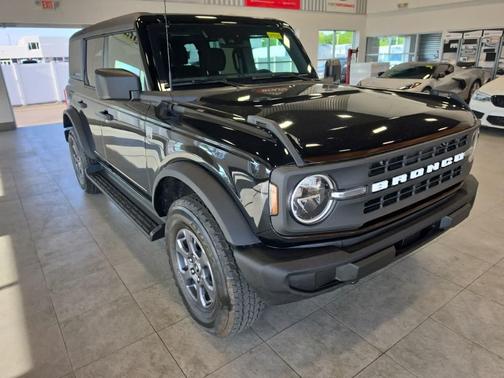 Shadow Black 2025 Ford Bronco Big Bend