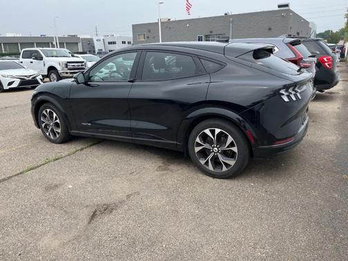 2021 Ford Mustang Mach-E Premium