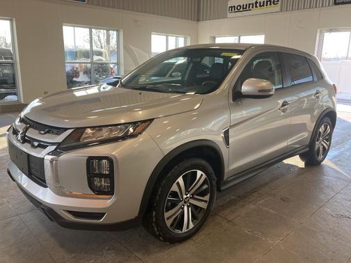 2025 Mitsubishi Outlander Sport SE