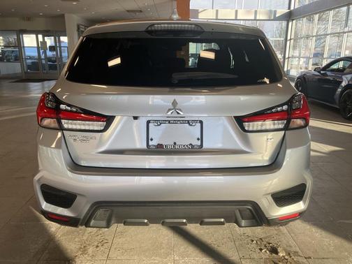 2025 Mitsubishi Outlander Sport SE