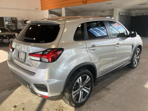 2025 Mitsubishi Outlander Sport SE
